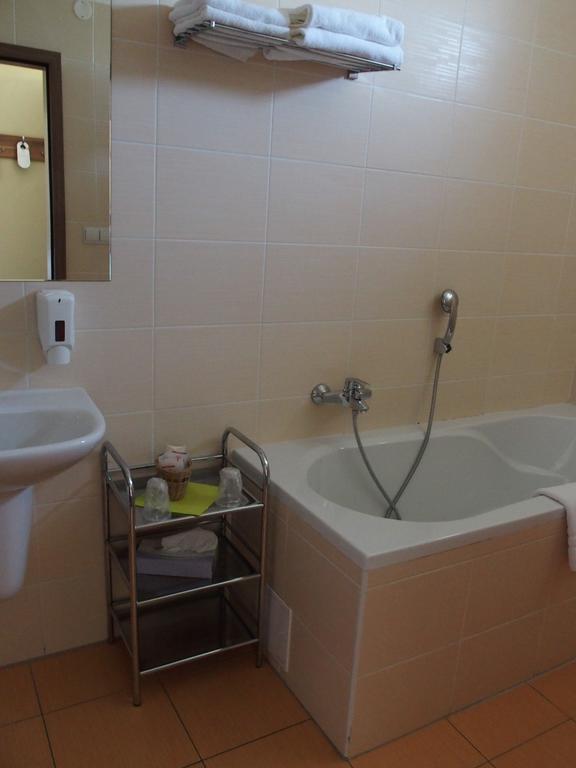 מרטין Hotel Victoria מראה חיצוני תמונה